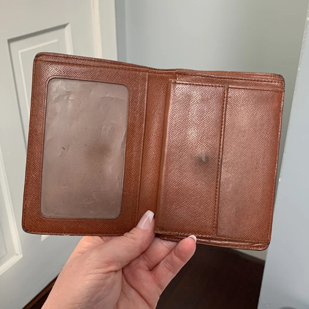 1991 Authentic Louis Vuitton passport holder